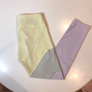 Outdoor voices workout pants size L